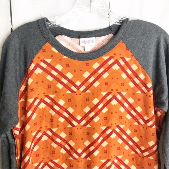 LuLaRoe | Adorable Randy Raglan Tee - Picture 2 of 4